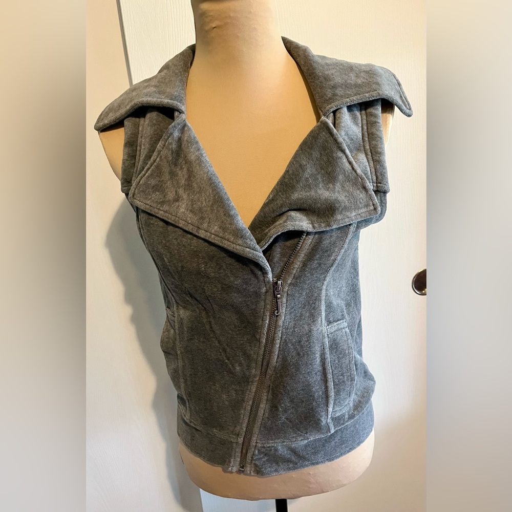 Like new women’s juicy couture vest small ￼vintage velour asymmetrical zip up ￼